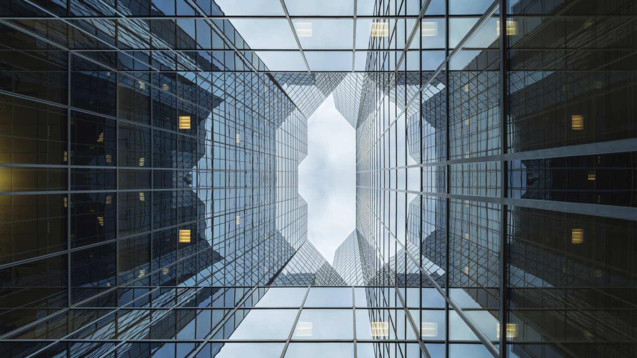 Impactul coronavirus pe piața de birouri: work from home a tăiat 45% din cerere