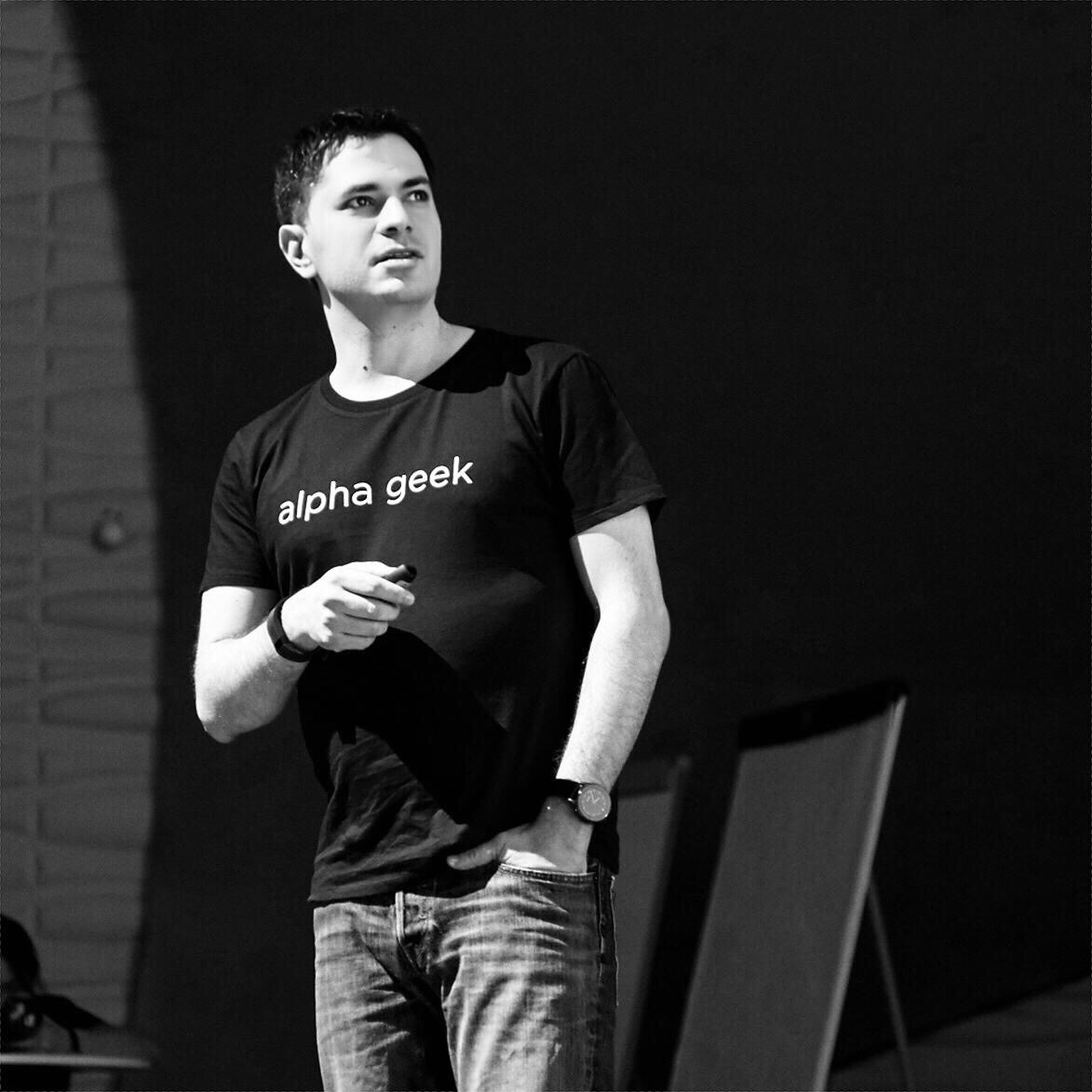 Cum negociezi contractele când ai clienți mai mari decât tine