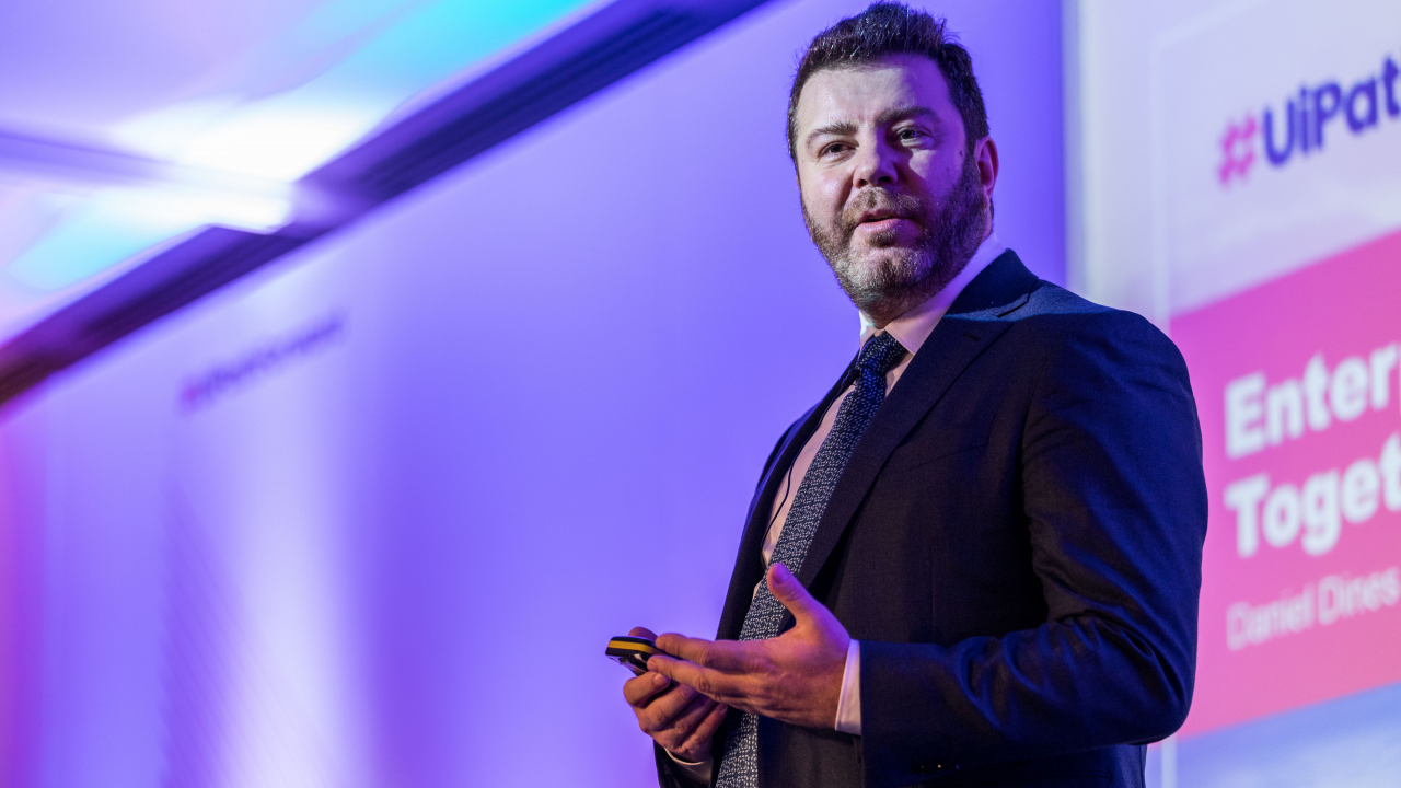 Covid-19: UiPath, un milion de dolari pentru butelii de oxigen necesare în India