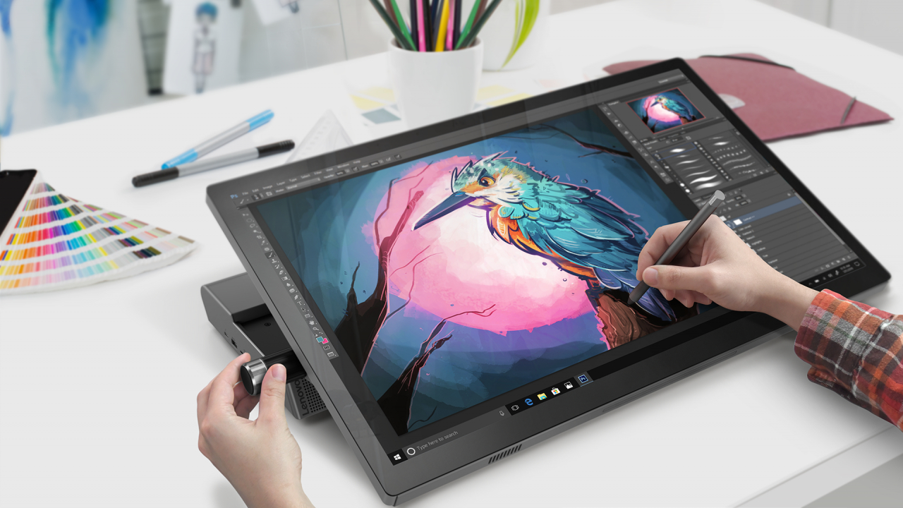 CES 2019: Noi laptopuri pentru toate nevoile de la Lenovo