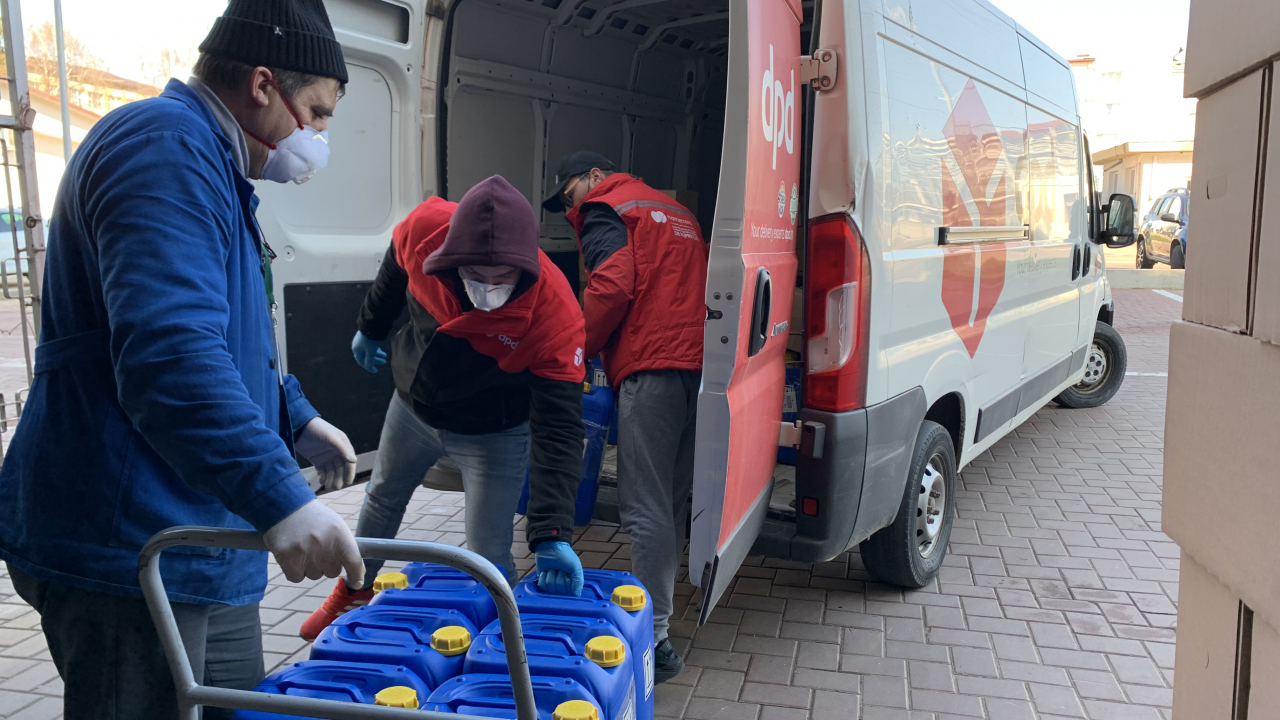 7,5 tone de echipamente aprovizionate gratuit în spitalele din România