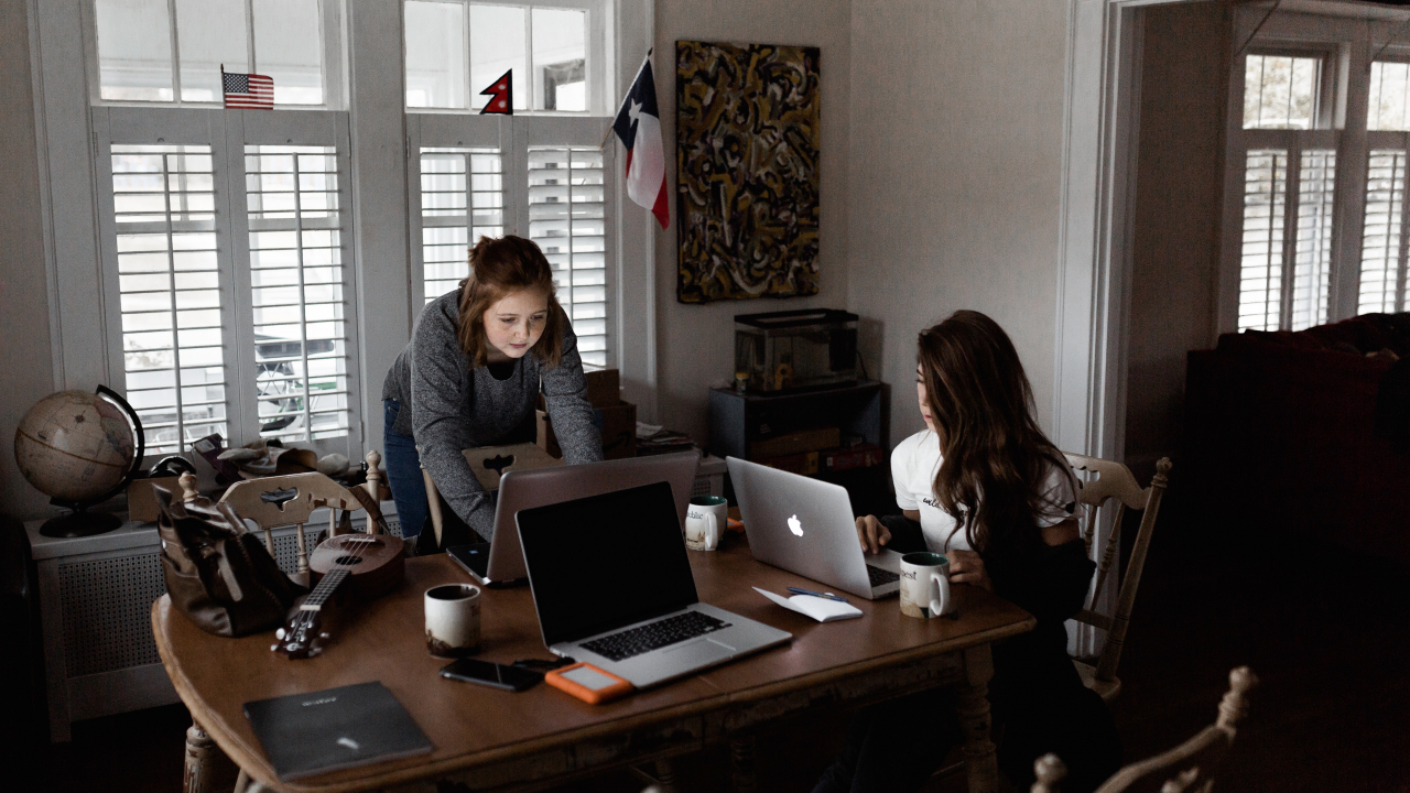 Banca Transilvania lansează contul pentru PFA făcut de la distanță