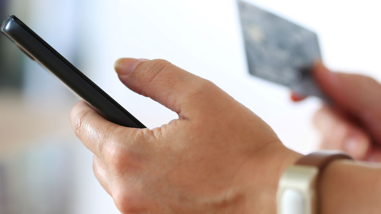 Fraudă prin Google Maps pentru a-ți fura banii din contul bancar