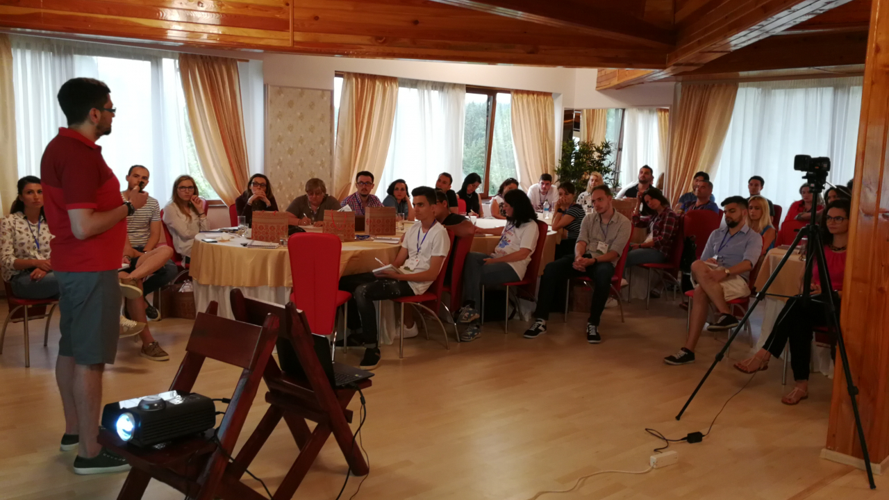 Startup Your Life: Drumul complicat de la zero la un milion