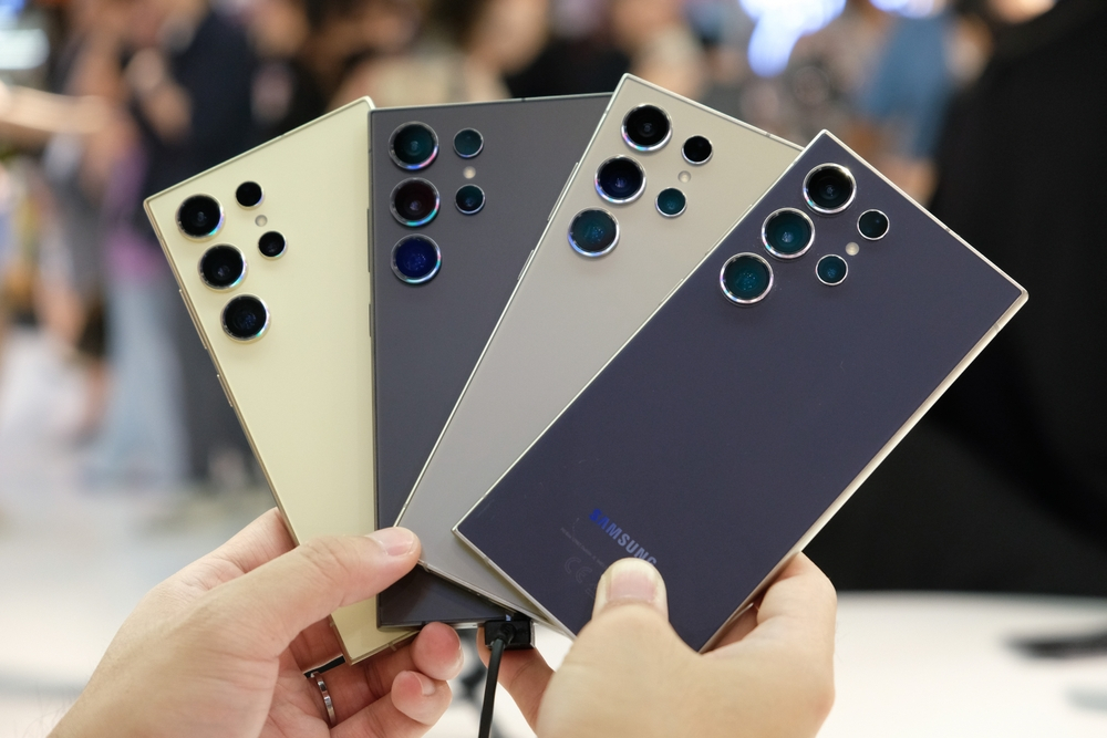 Creșterea prețului la RAM provoacă Samsung să schimbe strategia și să caute furnizori chinezi