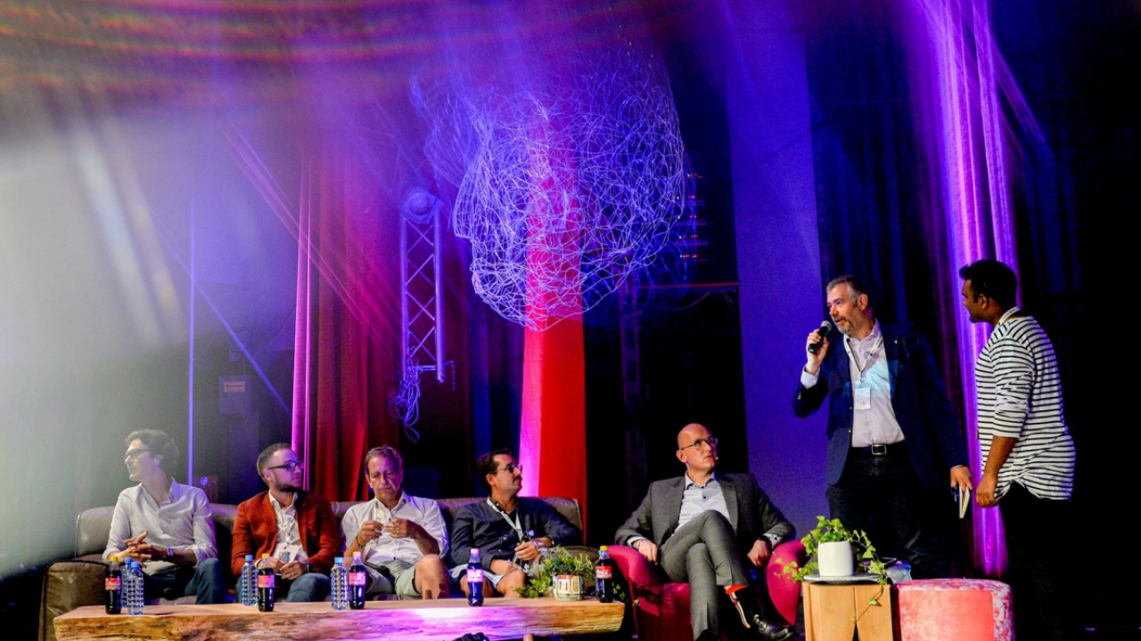 Startup Alley, locul de interacțiune între investitori și antreprenori