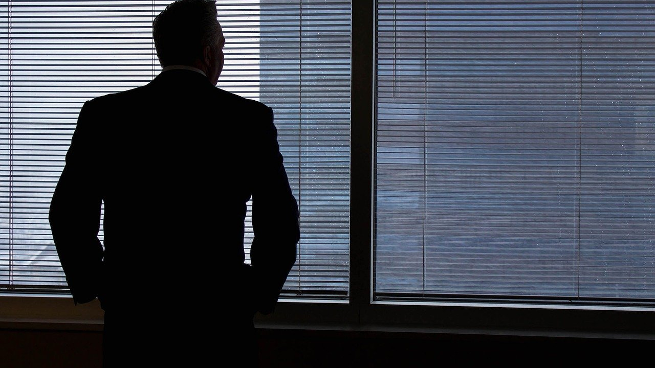 Termene.ro: Un milion de firme au fost închise în România în ultimii 30 de ani