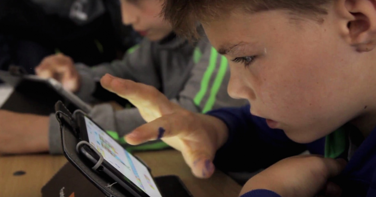 ”Țara nu va mai avea proști!”: 30 de școli înscrise la Digitaliada