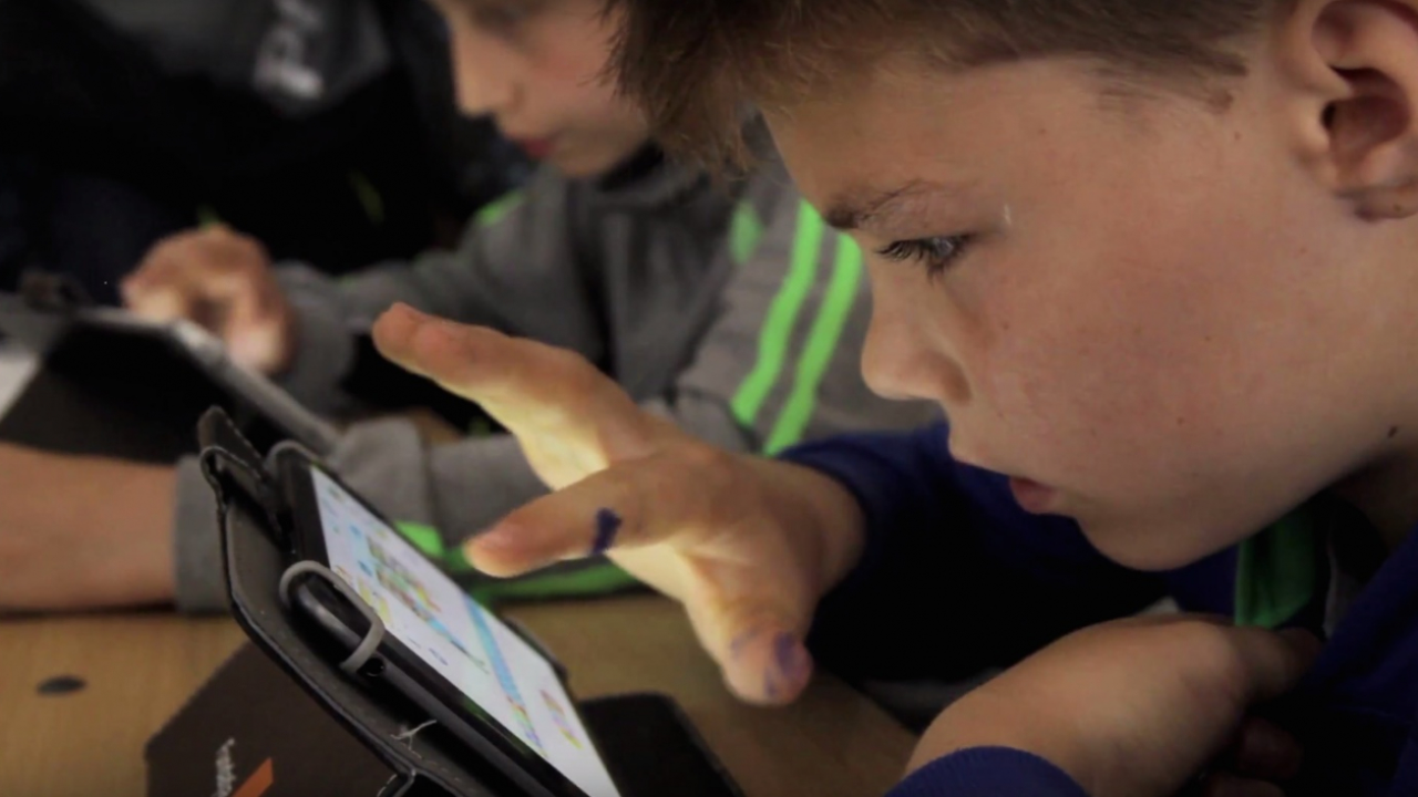 ”Țara nu va mai avea proști!”: 30 de școli înscrise la Digitaliada