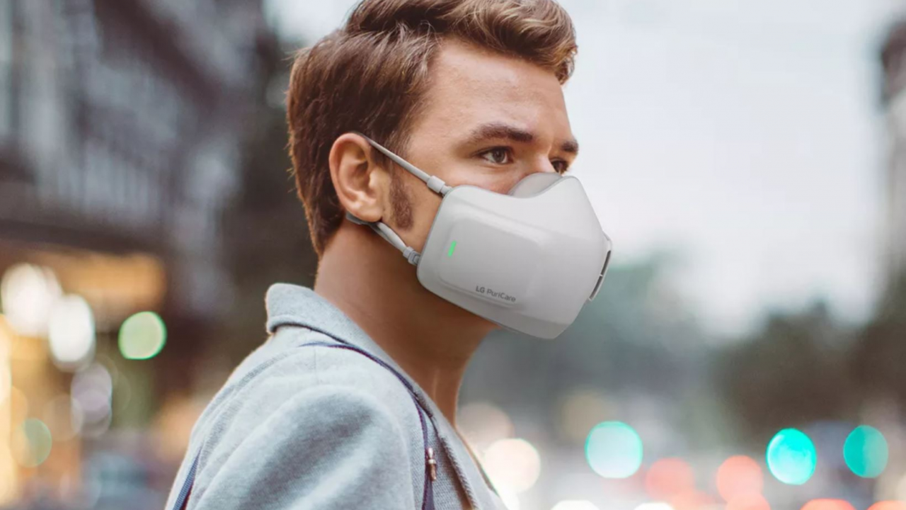 Această mască electronică de la LG e un purificator de aer purtabil