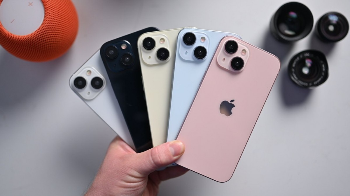 iPhone 15, iPhone 15 Pro și iPhone 15 Plus: ce aduc nou, când se lansează și cât costă