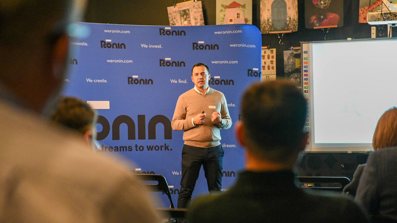 StockBinder țintește o nouă rundă investiții de 300.000 euro. Listare pe Rōnin