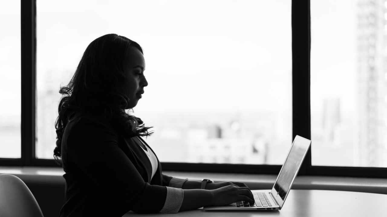 Gartner: toate guvernele lumii vor cheltui mai mult pentru IT în 2022