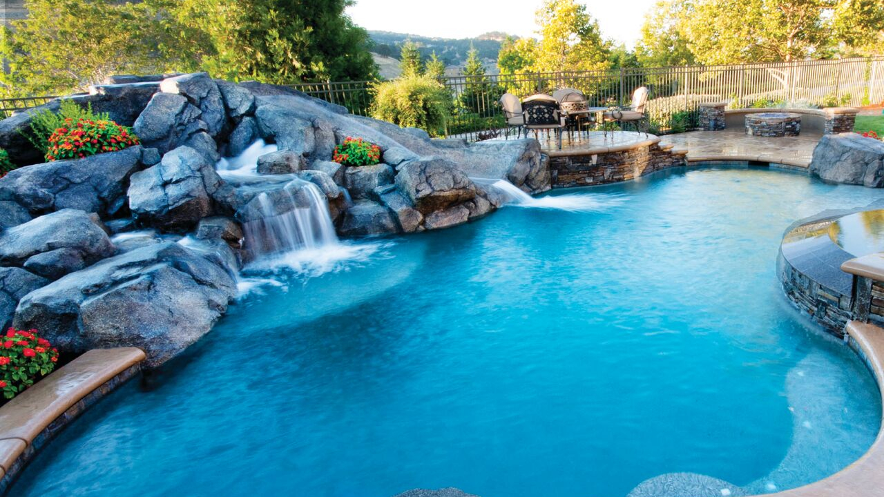 Folosește pompe autoamorsante 30mc pentru piscine și bazine de înot cu apă curată și relaxantă