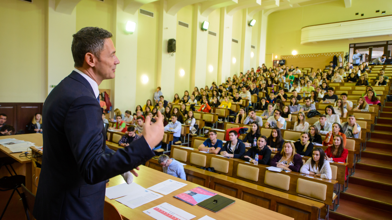 BCR a băgat România în Cartea Recordurilor: 13.000 de participanți