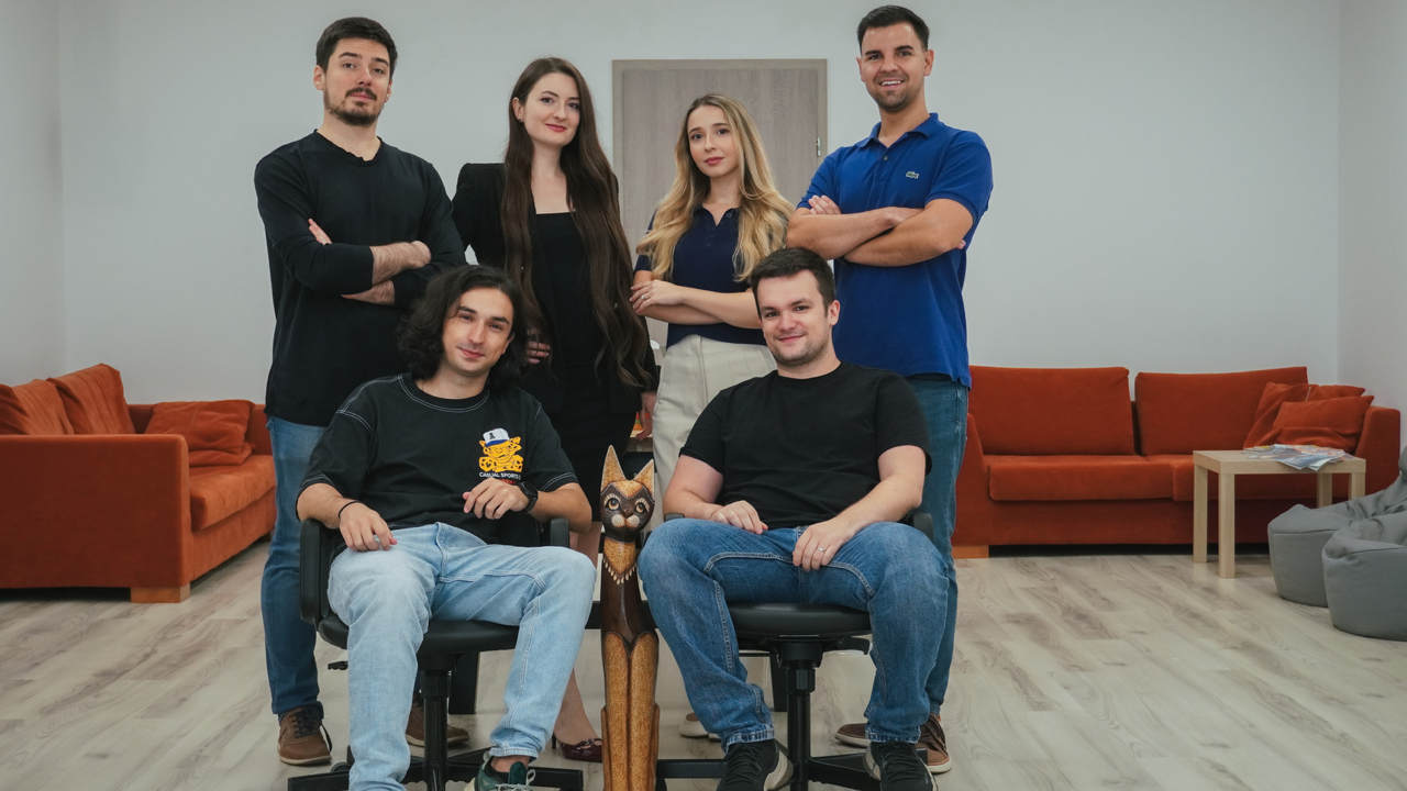 The Cat Health Company primește investiție de 1,2 milioane USD pentru a oferi pisicilor o viață mai lungă