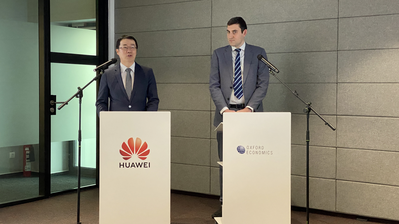 Huawei: Câte milioane de euro pierde România fără compania chineză