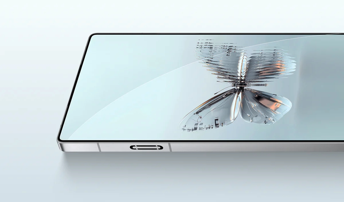 Telefonul cu ventilator inclus, precomandă în România: Redmagic 10 Pro