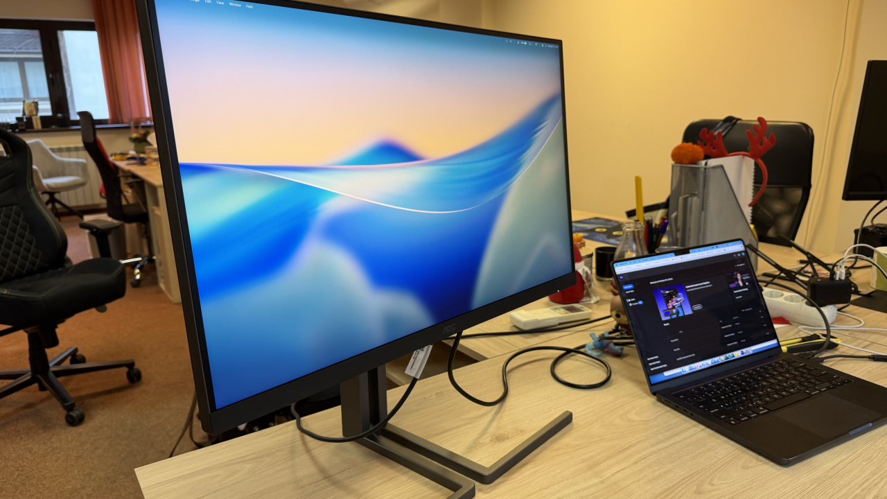 Review AOC Q27U3CV - Monitor profesional pentru creatori de conținut