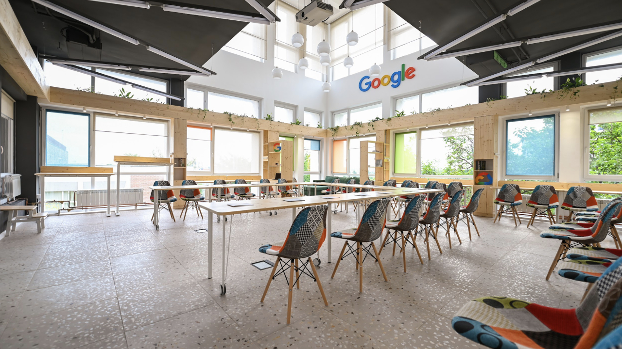 Google Lab, deschis IT-știlor în cadrul Universității Politehnica din București