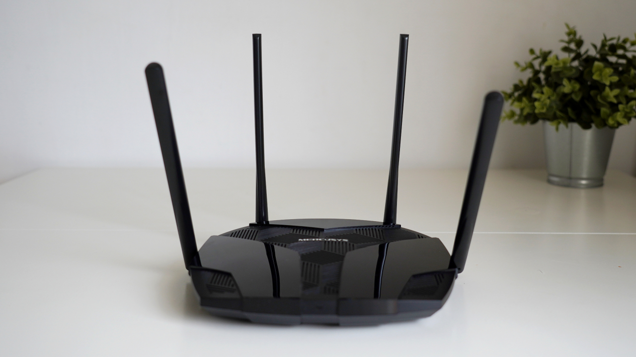 Review Mercusys MR70X - ai nevoie de un router cu Wi-Fi 6 la tine acasă?