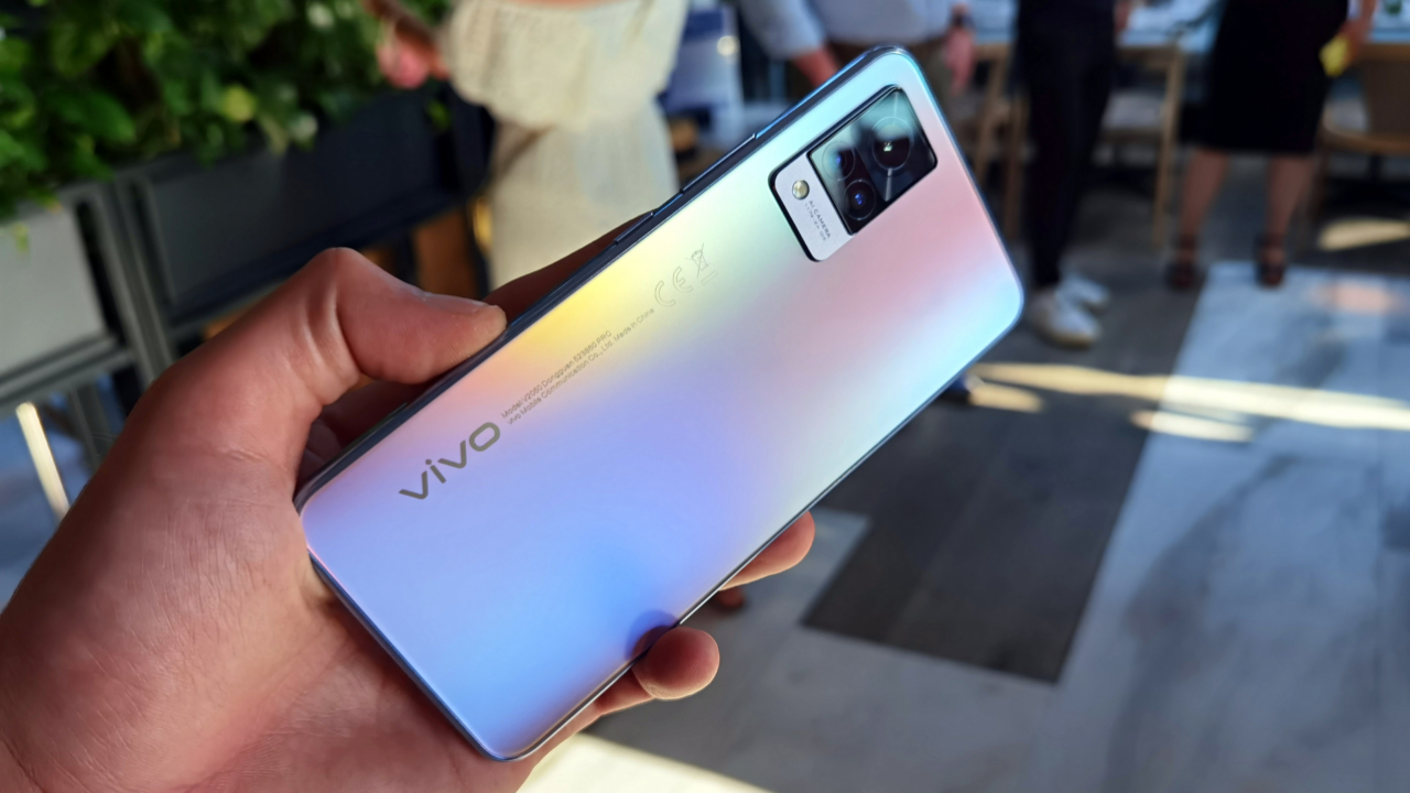 vivo S21 5G: Cel mai bun smartphone pentru selfie-uri, lansat oficial în România