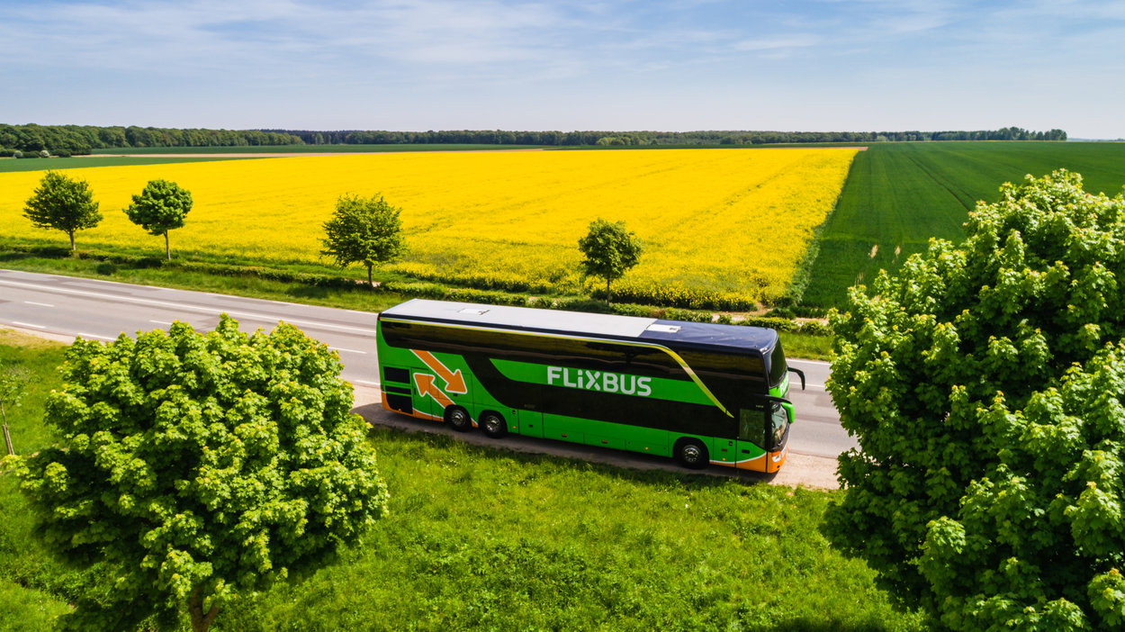FlixBus: primele autocare pe distanțe lungi alimentate cu hidrogen