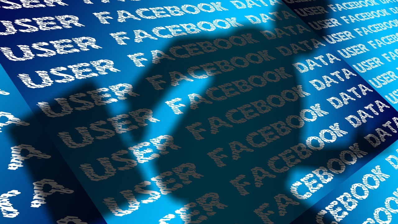 Facebook, acces „accidental” la email-urile a 1,5 milioane utilizatori