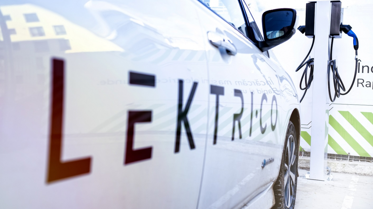 1.000 de stații de încărcare pentru mașini electrice de la românii de la Lektri.co