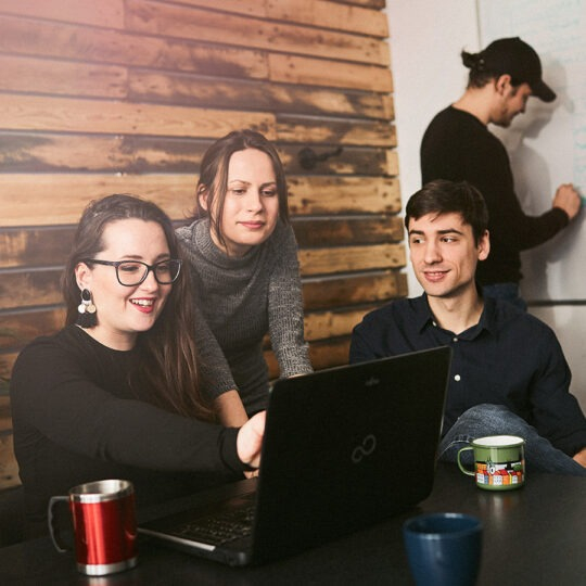 Joburi în IT: Care sunt limbajele de programare populare din 2020