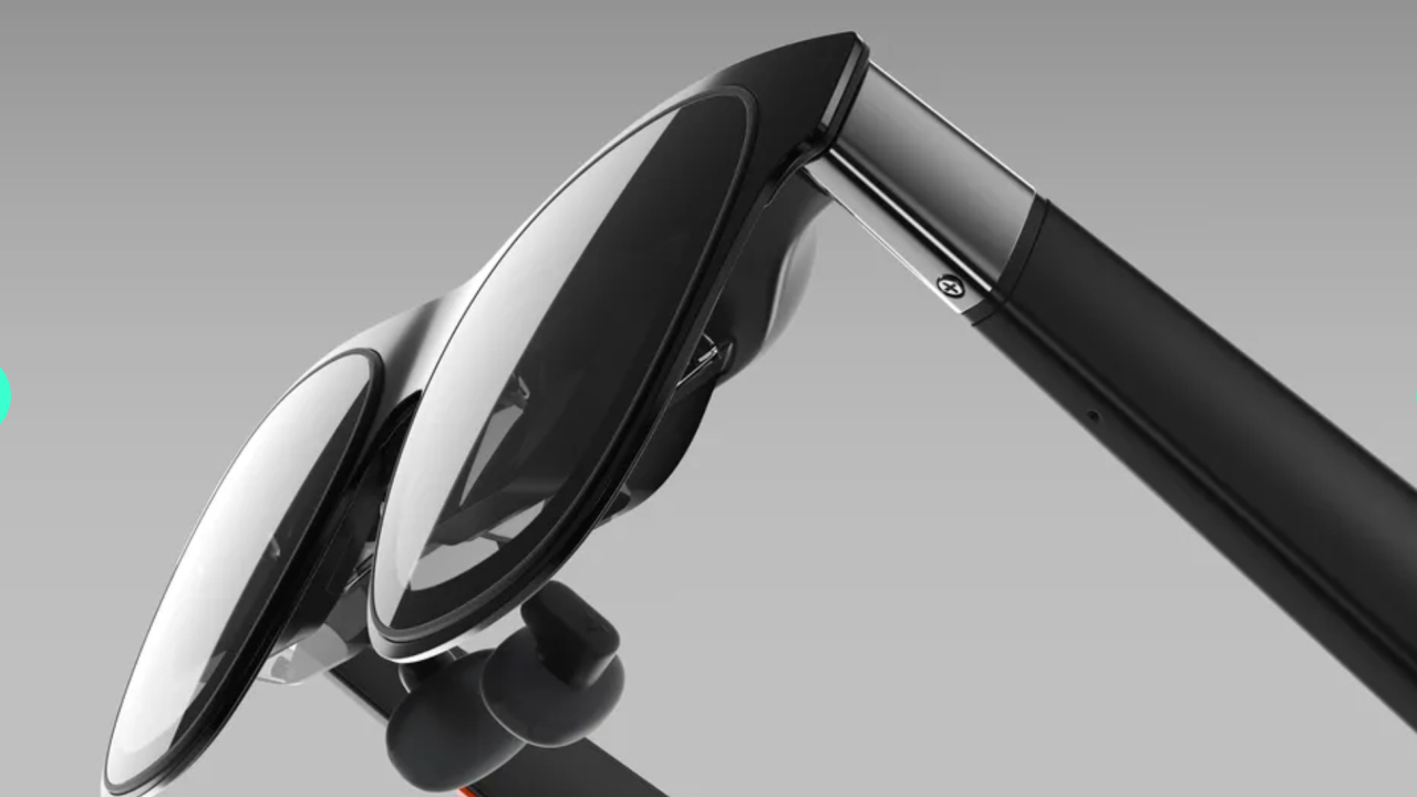 Xreal One și One Pro, ochelarii inteligenți AR pentru gaming, filme și lucru