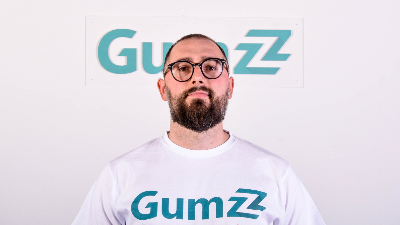 Motorul de căutare pentru stomatologie, Gumzzz, investiție de 100.000 de euro