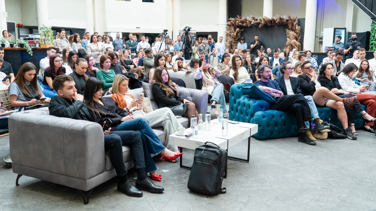 FOMO - The Festival Of Modern Owners anunță scenele dedicate speakerilor, antreprenorilor și experților români