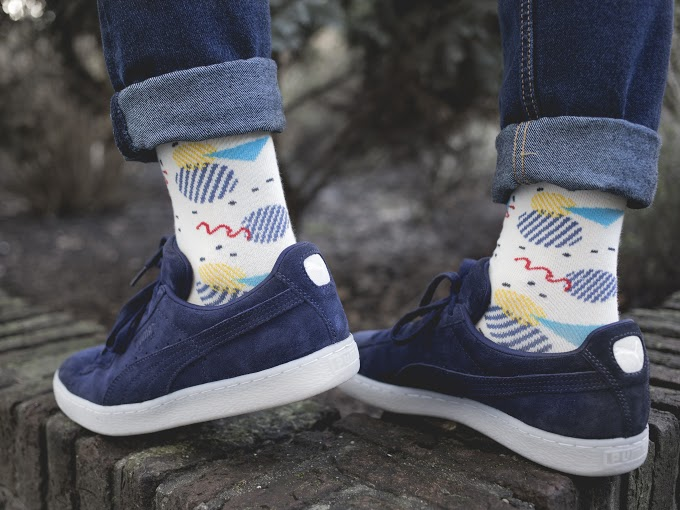 Un român din Olanda a lansat perechea de trei șosete. Pentru că ”de ce nu?”