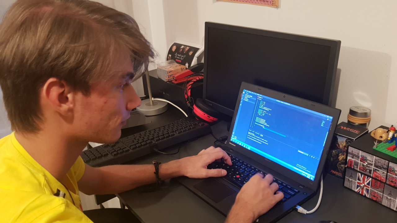 Academia Micilor Developeri: diplomă programatori Java Foundations la 16 ani