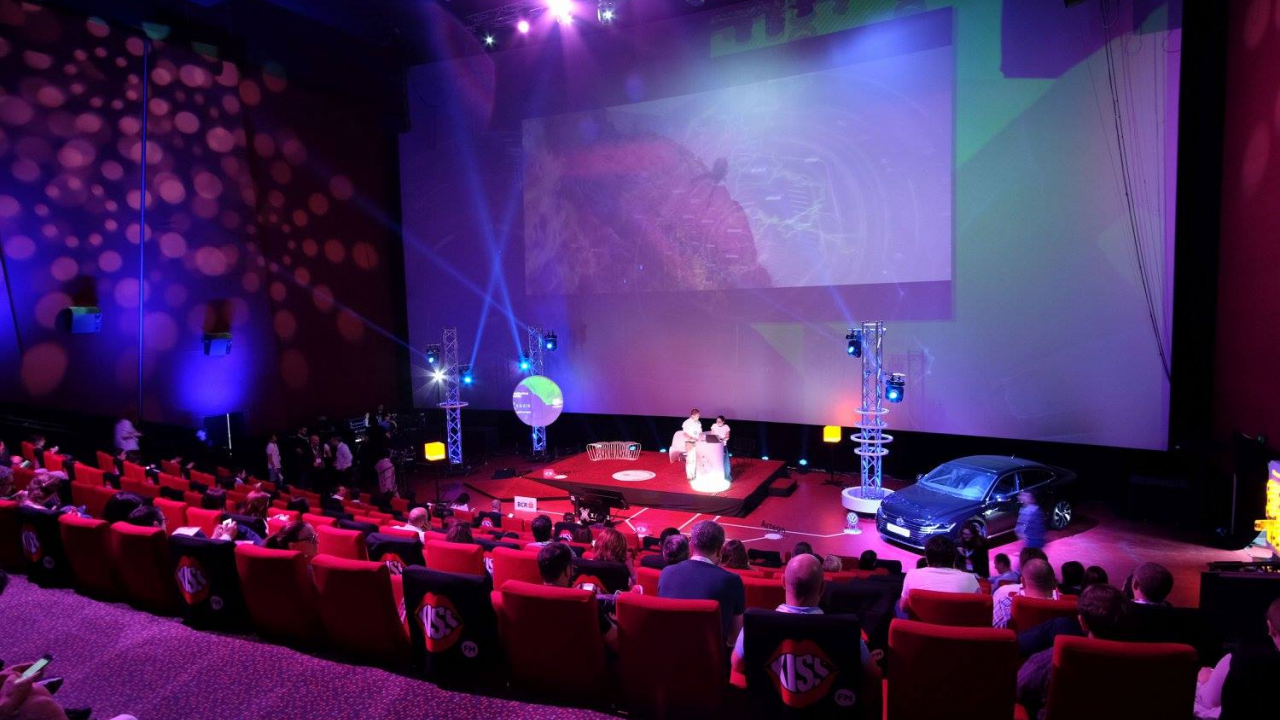 Nu fi căpos, ascultă de alții!