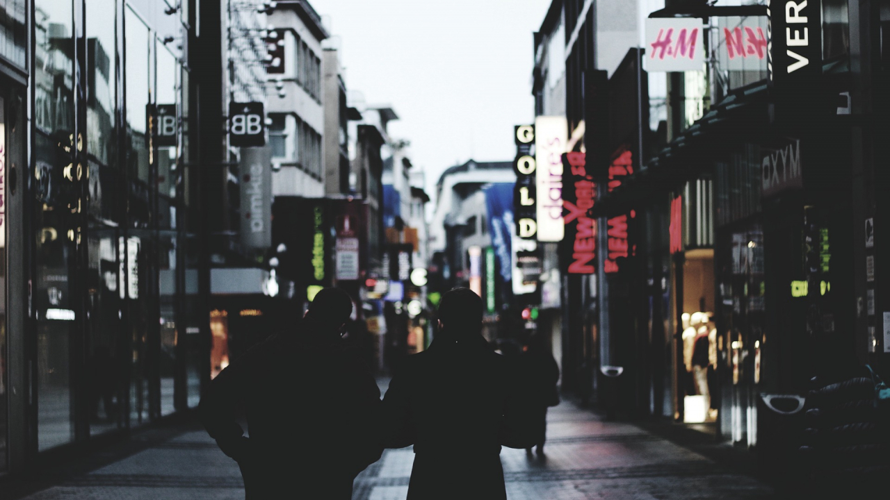 Mai mult de jumătate din piața de retail se bazează pe importuri