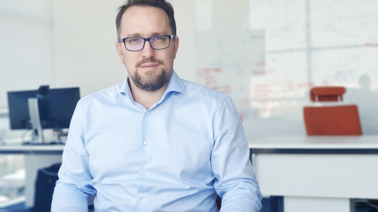 Qualitance se finanțează pe bursă: își tranzacționează obligațiuni pe BVB