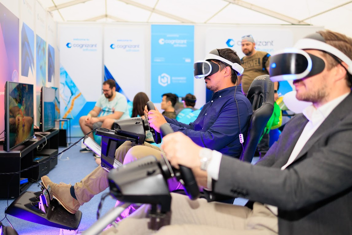 Bucharest Tech Week: case smart, roboți, competiții de gaming și serviciul 112