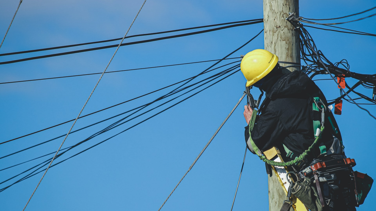 Smarthuts, soluție pentru servicii în teren: finanțare nouă, extindere globală