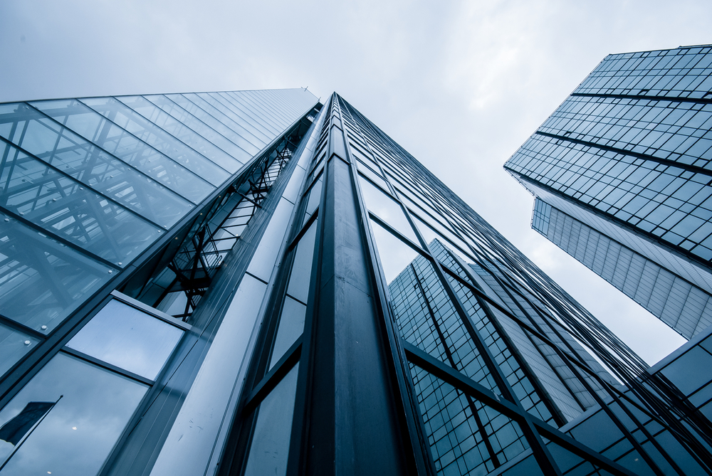 Ce spun românii: cât de sigure sunt clădirile de birouri în 2021