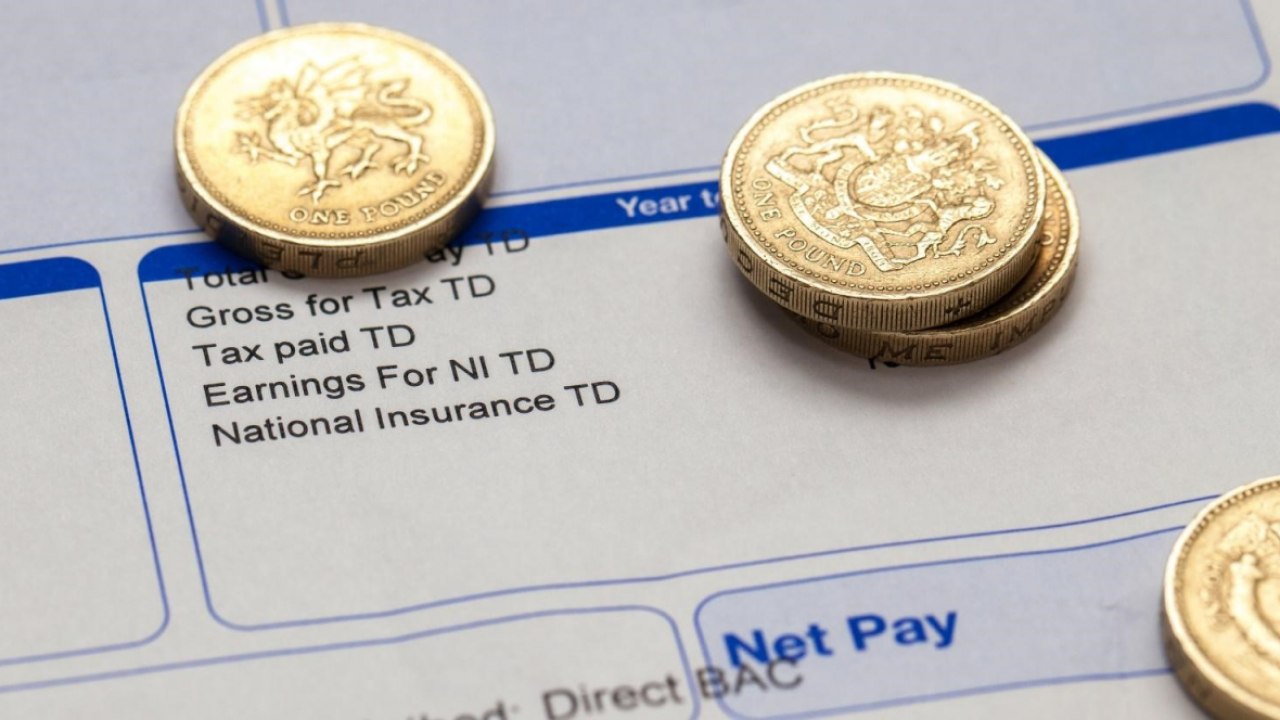 Strategia de salarii. Ce beneficii ai atunci când controlezi in-house toate datele importante legate de salarii