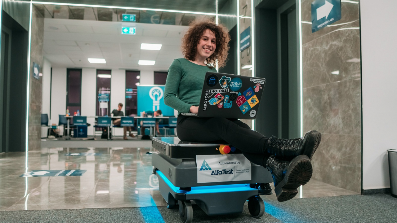 Innovation Labs 2020: 45 de echipe întră la mentorat după hackathoane