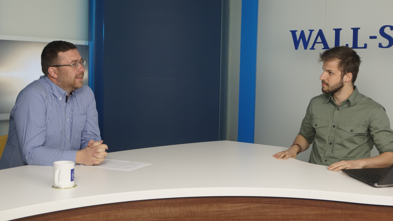 Românii care duc casa de marcat în secolul XXI și au primit investiție