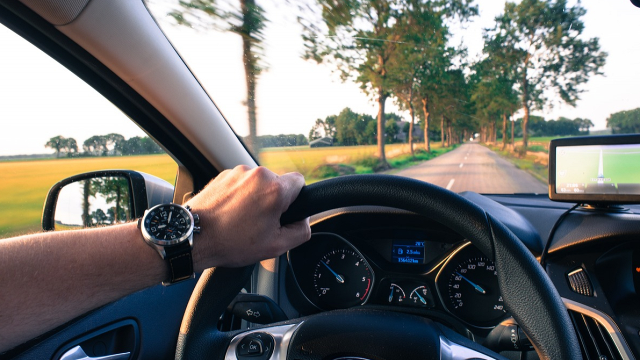 Uber&Taxify: solicităm Guvernului amânarea OUG