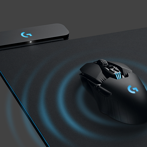 Acest mousepad de la Logitech îți încarcă wireless mouse-ul