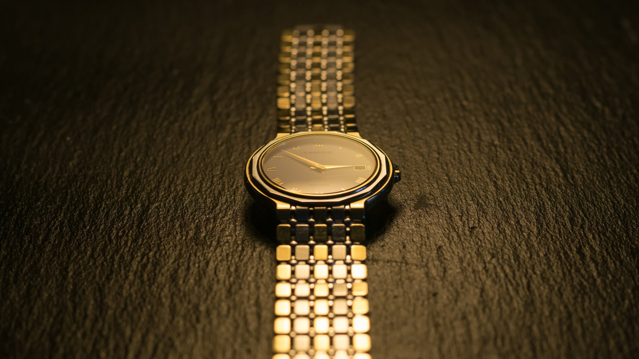 Black Friday 2017 vine cu ceasuri originale la 1 leu