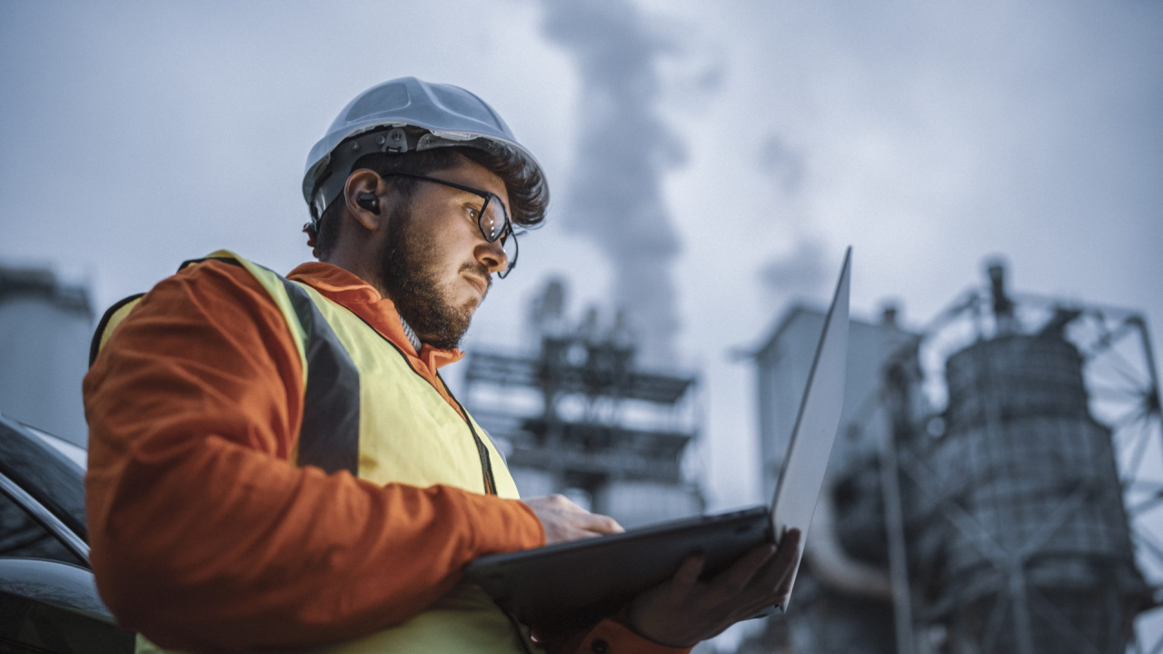 Noi trenduri în afaceri: ce înseamnă Reinventarea Totală a Companiei