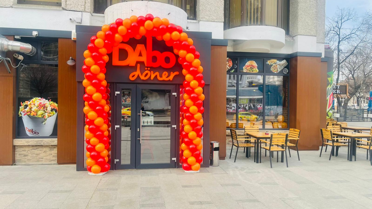 Franciza DAbo Doner continuă extinderea: 4 restaurante, în 3 orașe diferite