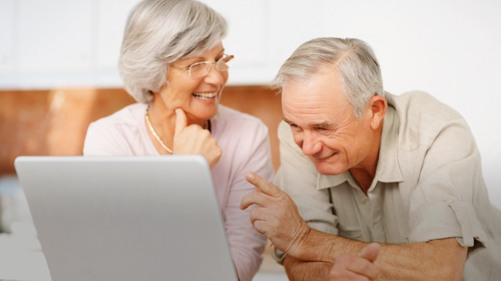 Mâncare contra ajutor: bunica te hrănește ca să-i repari internetul